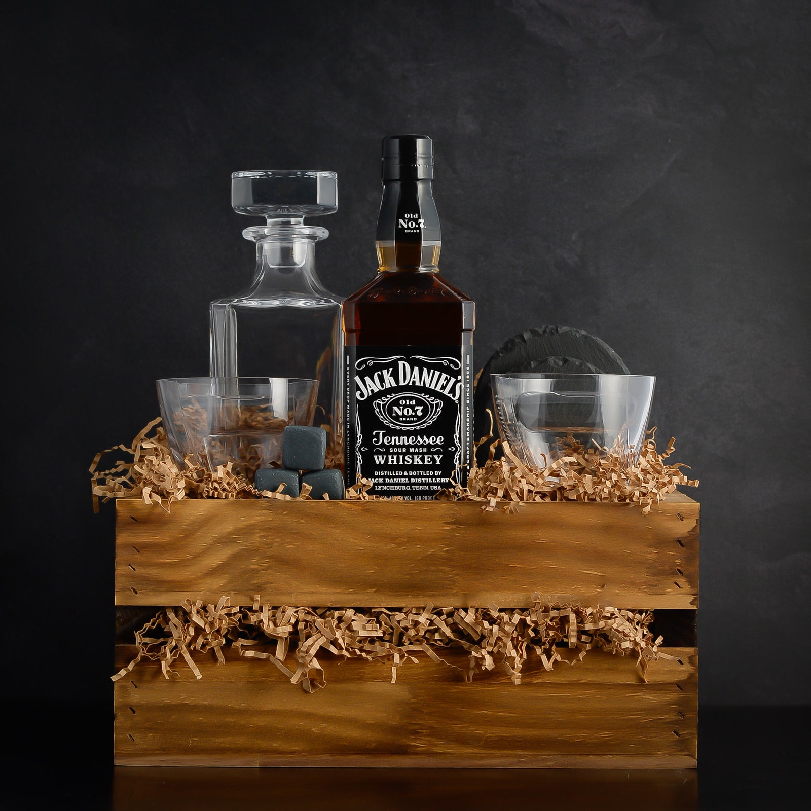 Jack Daniel’s Whiskey Gift Set with Engraved Glassware