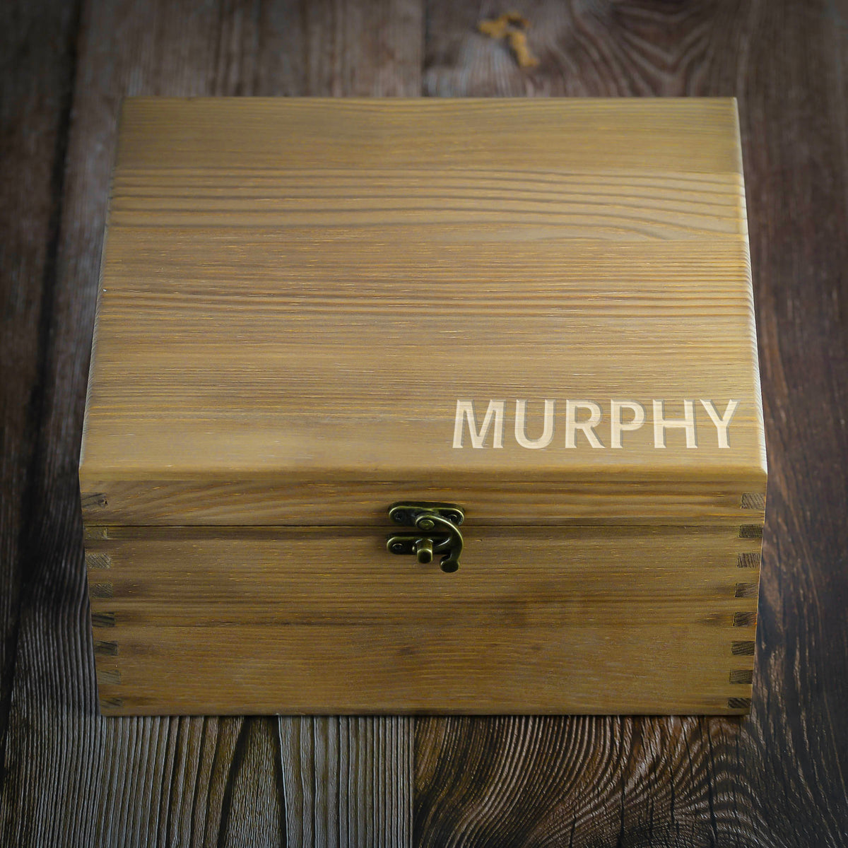 Jameson Whiskey Gift Box Set with Beer and glasses