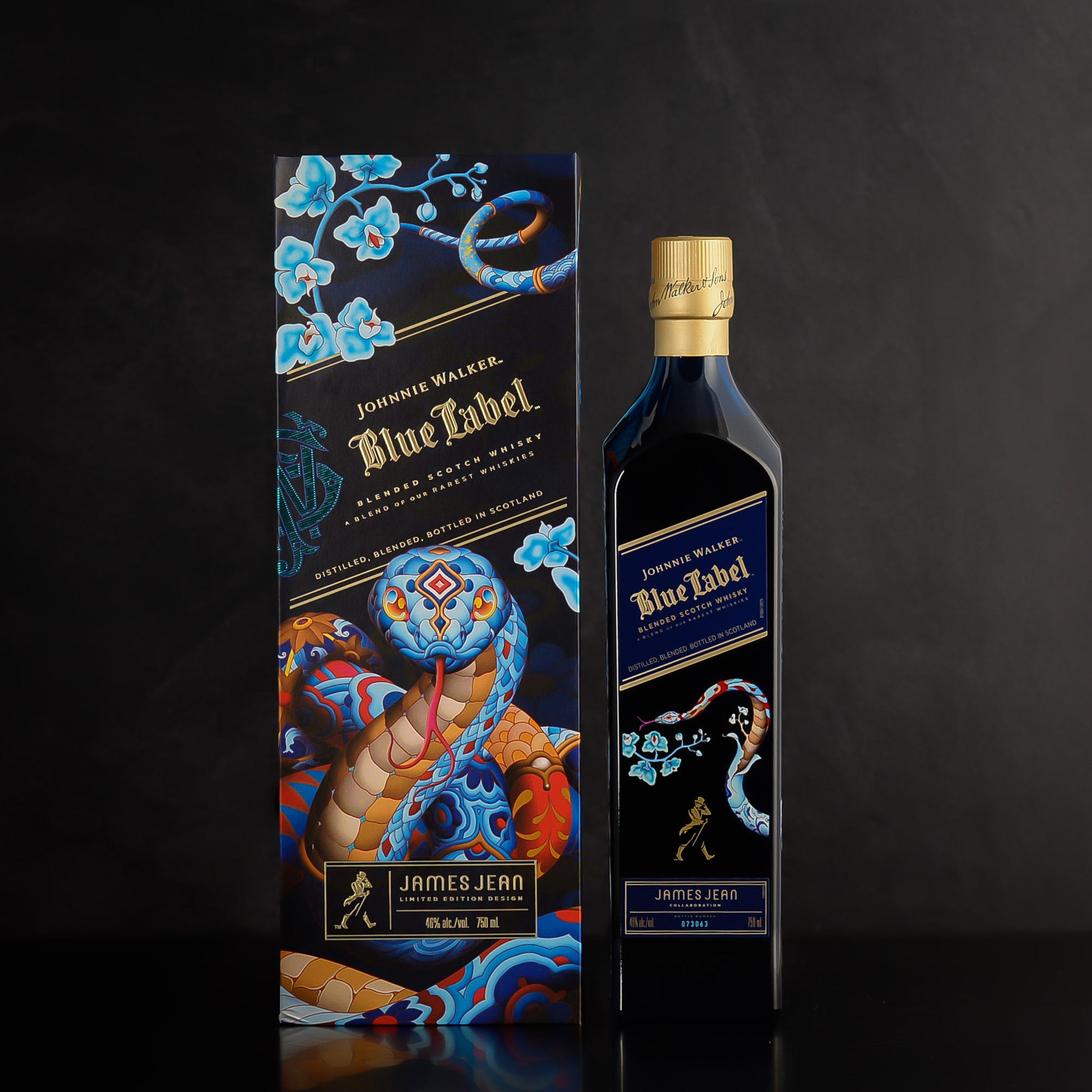 Engraved Johnnie Walker Blue Label Scotch Whisky 2025 Year of The Snake Gift Set